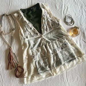 Resistol RU Cowgirl Lace Vest SZ M